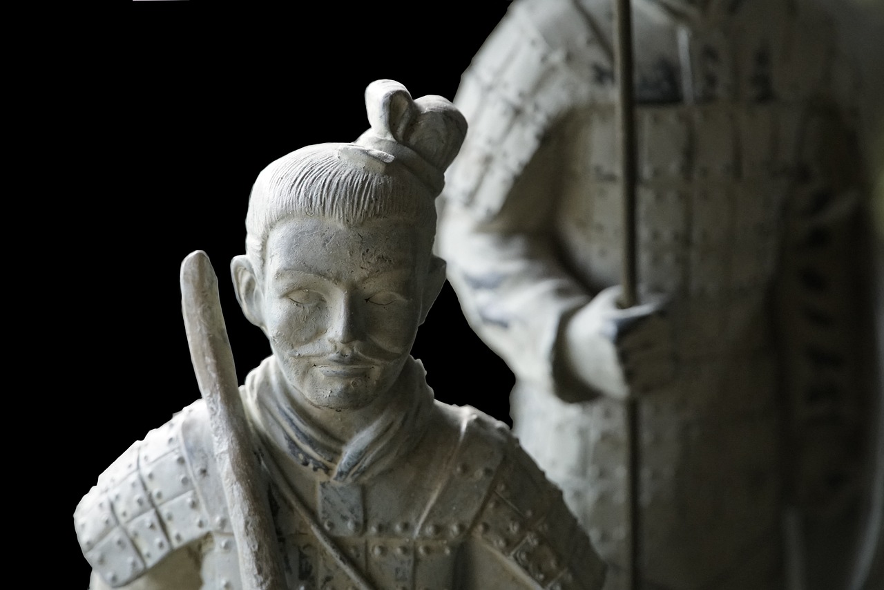 statues of Chinese warriors